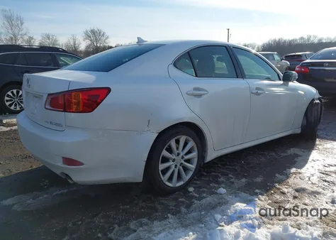 2009 Lexus Is 250 from USA, damaged, VIN JTHCK262X92032367